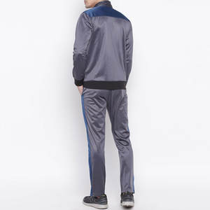 High Quality Men's 2 1 Streetwear Joggers Set Custom Logo Solid Pattern TrackSuit 100% Cotton Breathable Lightweight Wholesale - Product Image 3