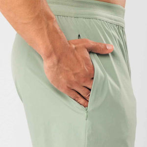 Nuevos pantalones cortos de moda urbana de alta calidad para hombres y mujeres, pantalones cortos informales de poliéster sueltos y finos para correr de 5 pulgadas para hombres - Product Image 4