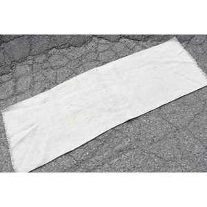 Tapis turc vintage 1,8x5,6 pi (54x171 cm), tapis blanc avec bordure jaune - Product Image 2