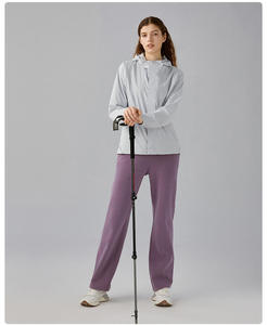 Veste d'extérieur respirante pour femmes OEM Soft Shell coupe-vent veste résistante à l'eau avec fermeture éclair marque privée - Product Image 6