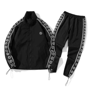 Chándal personalizado de alta calidad para hombres y mujeres, nuevo diseño, técnicas bordadas, impresión Digital de algodón 100% para la temporada de otoño - Product Image 2