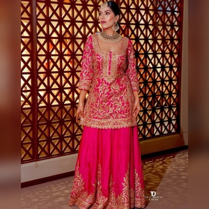 Conjunto de salwar kameez sharara Elite chinon con parte superior con bordado de hilo grueso y sharara con dupatta para salidas informales, directo de fábrica - Product Image 2