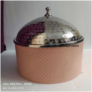 Réchauffeur de nourriture doré et gris pour les cuisines domestiques Casserole en métal pur au design élégant, plat de service et marmite décorative - Product Image 4