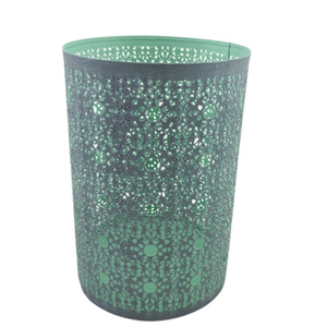 Vente en gros lot de 3 bougeoirs décoratifs en métal gris délavé de grande taille pour le salon faits à la main - Product Image 4