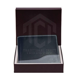 Nouveauté : Portefeuilles en Cuir Véritable pour Hommes – Style Contemporain, Durables et Tendance, Pratiques à Transporter – Offre de Gros - Product Image 4