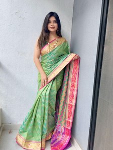 ผ้านุ่มและเรียบเนียนทันสมัยมากผ้าไหมทอส่าหรีสำหรับผู้หญิงส่าหรีแบบไม่มีตะเข็บเสื้อสำหรับงานเลี้ยงคิตตี้พิเศษ - Product Image 2