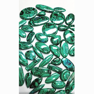 43 Pièces de Malachite Naturelle de 30mm à 50mm, Cabochons Ovales, Marquise, Ronds et Baguette, Lot de 2550 Carats, Iroc Sales, Pierre de Haute Qualité, 112 $ US - Product Image 2