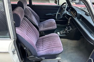 รถยนต์มือสองคุณภาพสูง BMW 2002 ปี 1976 พร้อมจำหน่ายในราคาโรงงานสำหรับการสั่งซื้อจำนวนมาก - Product Image 4