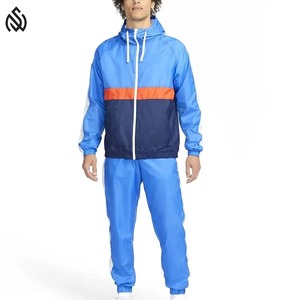 Personalizado impermeable al aire libre de los hombres de alta calidad masculino cortavientos conjunto chándal para niños - Product Image 1