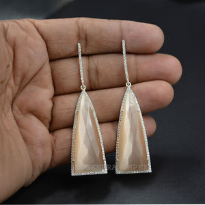 Pendientes Monalisa de melocotón de moda de Plata de Ley 925 de alta calidad con CZ cuelga precio al por mayor por proveedor - Product Image 4