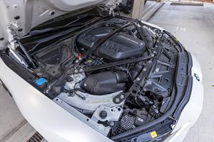 รถบีเอ็มดับเบิลยู เอ็ม4 คอมเพททิชั่น xDrive คอนเวอร์ทิเบิล ปี 2022 สภาพดีเยี่ยม เครื่องยนต์เทอร์โบ 6 สูบ 503 แรงม้า ระบบขับเคลื่อนสี่ล้อ พร้อมอุปกรณ์ครบครัน - Product Image 6