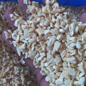 ถั่ว & เมล็ดเม็ดมะม่วงหิมพานต์ที่น่าเชื่อถือ WS LP SP Kaju เม็ดมะม่วงหิมพานต์ที่แตกสารกันลื่นส่งออกไปทั่วโลก - Product Image 1