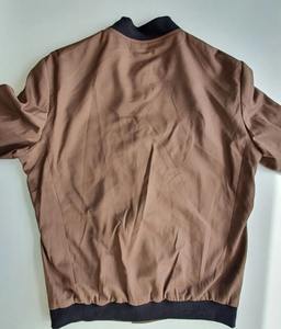 Meilleure vente de veste universitaire côtelée personnalisée, veste universitaire confortable en tissu doux inspiré du canapé avec bordure côtelée pour hommes - Product Image 5