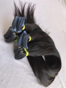 Meilleures ventes de ruban droit 1B de bonne qualité en gros extensions de cheveux alignées sur les cuticules d'un donneur humain de temple indien brut - Product Image 4