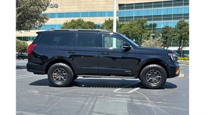 Ford Expedition Tremor 4WD 2025 Usado en Excelentes Condiciones - Product Image 4