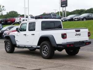 Jeep Gladiator Rubicon Crew Cab 4WD d'occasion, 1000% propre, modèle 2025 - Product Image 3