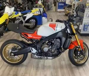 Dernières motos sportives Yamaha 2025 XSR900 – Motos de rue de poids moyen - Product Image 3