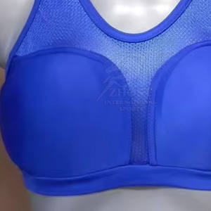 Protector de Senos Profesional para Mujeres que Brinda Protección al Pecho Durante el Boxeo, las Artes Marciales y Deportes de Contacto - Product Image 5