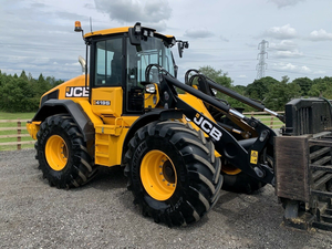 Cargadora de Ruedas JCBB 419S, Diésel, Amarilla, Equipo de Construcción de Uso Pesado, 8 Toneladas, Motor de 92KW, Alta Potencia de Excavación - Product Image 4
