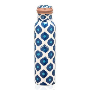 Botella de cobre con diseño de flor esmaltada de lujo New Look Botellas de cobre pintadas a mano de alta calidad - Product Image 3