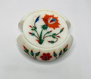 Ensemble de sous-verres à thé incrustés de marbre blanc pur Design de fleurs rondes uniques pour la décoration de la maison et de l'hôtel - Product Image 3