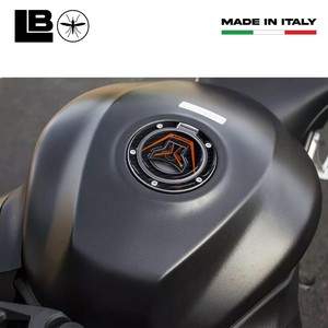 Adesivo 3D Personalizzato per Protezione Tappo Serbatoio Honda CBR 650 R - Design con Logo - Product Image 3