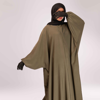 Abaya Droite Personnalisée de Haute Qualité – Tenue Modeste Naturelle pour Adultes, Écologique, Respirante, Kaki, Col Rond, Dernière Collection Traditionnelle