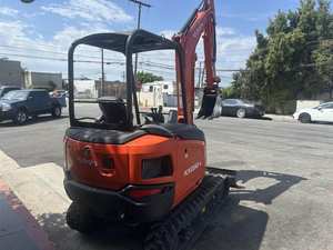 Miniexcavadora KX030-4 2024: Potencia Eficiente en un Diseño Compacto - Product Image 4