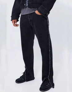 New White Washed High Street Relaxed Fit Denim Jeans Costura deshilachada Bootcut con dobladillo dividido Estilo recto con logotipo personalizado en la cintura - Product Image 1