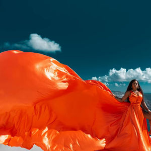 Vestido volador fluido para mujer Vestido largo de maternidad Vestido de sesión de fotos de preboda en la playa - Product Image 1