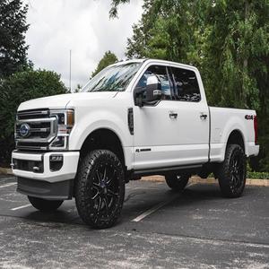 Ford F-350 Super Duty Platinum 4x4 2022, Motor Turbodiésel V8 de 6.7 Litros, Interior Color Marsala Oscuro, Algunas Modificaciones - Product Image 1