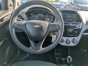 Usado 2020 Chevy Spark LS - Product Image 2