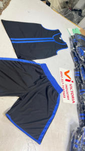 Uniforme de lutte sportive standard 100% polyester Uniformes de boxe unisexes - Product Image 2