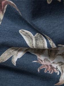 Polo de marca corporativa con opciones de bordado personalizadas para un equipo profesional y cohesivo hecho en Pakistán - Product Image 3