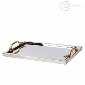 Elegante Bandeja Decorativa de Acero Inoxidable para el Ramadán con Asa para Uso en Mesa |   Añade un Aspecto Sofisticado a la Sala de Estar, Comedor y Eventos - Product Image 3