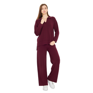ชุดเสื้อสเวตเตอร์คอวีและกางเกงขายาวถักสำหรับผู้หญิง คุณภาพสูง ทันสมัย สวมใส่สบาย เหมาะสำหรับใส่ไปทำงาน ใส่ในชีวิตประจำวัน และเล่นโยคะ - Product Image 1