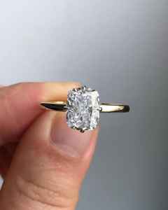 Bague de fiançailles de luxe en or blanc massif 10 carats, taille coussin, cultivée en laboratoire, bijoux hip-hop, clarté VVS, unisexe, certifiée IGI - Product Image 1