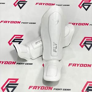 Protector de Espinilla de Cuero Vacuno Genuino para Entrenamiento Profesional de Kickboxing, Muay Thai, MMA, Artes Marciales, Boxeo - Product Image 2