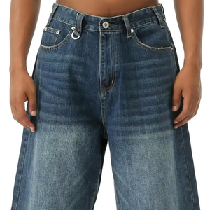 2025 hommes Baggy Jean Shorts coupe ample Denim Shorts hommes été décontracté Jorts Y2k Hip Hop court jean Streetwear vêtements - Product Image 1