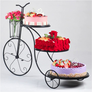 Dernière conception de support à gâteau en métal de la meilleure qualité Design créatif Taille personnalisable Artisanat Royal et élégant Look à bas prix - Product Image 5