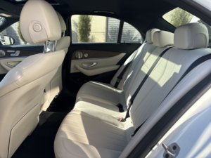 Mercedes-Benz E 350 AWD 4MATIC 2023 Usado en Buen Estado - Product Image 6