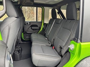 MEJOR OFERTA 2025 Jeep Wrangler 4 Puertas Sport S Transmisión Automática V8 Cilindros - Product Image 4