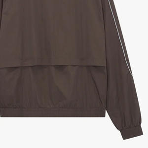 Chaqueta Cortavientos Ligera de Nailon Marrón para Hombre con Ribete Reflectante, Diseño con Cierre, Ropa Deportiva Informal, Resistente al Agua - Product Image 4