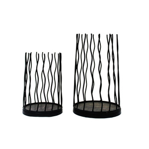 Elegante 8 pulgadas de alto clásico geométrico Metal interior hogar vela soporte diseñador recorte votivo té luz para decoración del hogar - Product Image 1