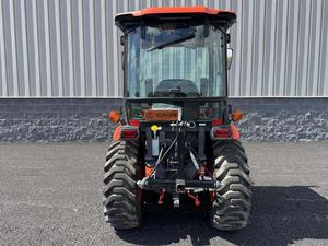 Mini Tractor KUBOTA de 25HP 4WD con Cabina, Techo, Aire Acondicionado, Cargador, Transmisión por Engranajes, Modelo Original KUBOTA LX2610 para Uso Agrícola y de Jardinería - Product Image 6