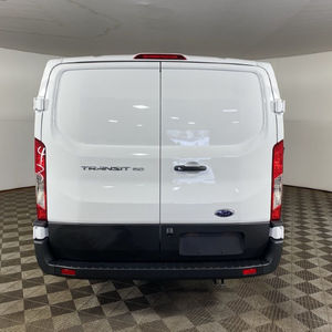 Fourgon utilitaire de transport commercial de grande capacité, modèle Transit-150 Base High Roof Cargo Van 2025, tout neuf, moteur V6 de 3,5 L, propulsion arrière - Product Image 4