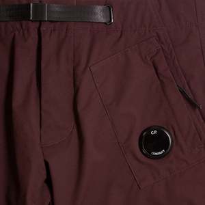 Pantalon technique d'extérieur avec détail en tissu Lens - Product Image 3