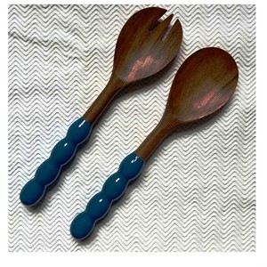 ชุดอุปกรณ์เสิร์ฟสลัดเคลือบเรซิ่น งานฝีมือ ปลอดภัยต่อสิ่งแวดล้อม ใช้กับเครื่องล้างจานได้ อุปกรณ์ครัวทันสมัย ขนาด 11 นิ้ว - Product Image 1