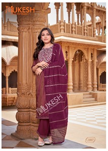 Exclusivo brillo de viscosa pura con bordado a mano Kurti Pant y Dupatta - Product Image 2