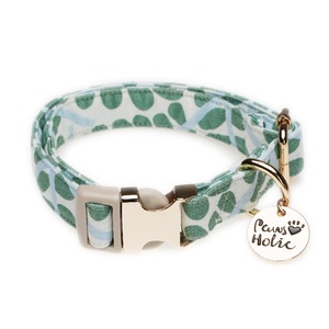 Collier de luxe en coton M pour chien et chat Style de rosée menthe moderne et élégant personnalisé avec des lumières Caractéristiques durables respirantes et douces - Product Image 1